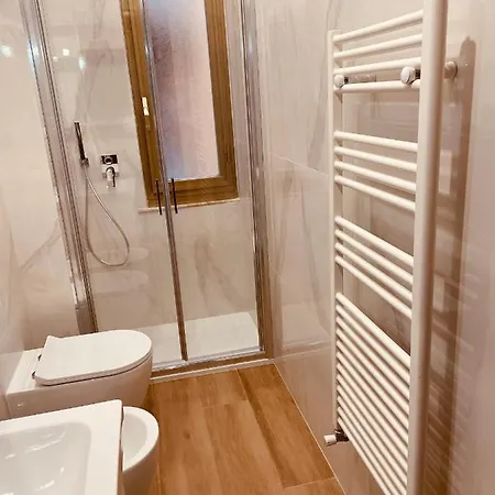 Apartment Retro-chic In La Spezia