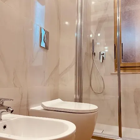 Retro-chic In La Spezia