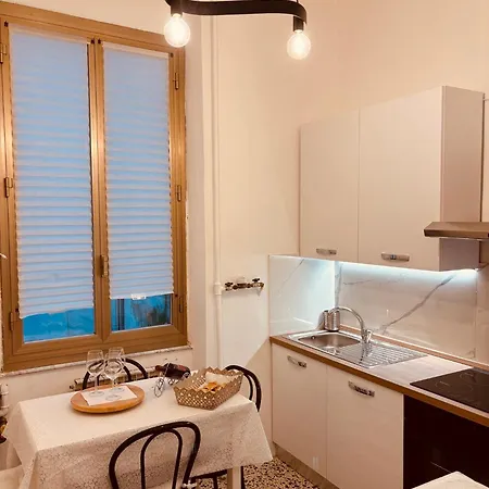 Apartament Retro-chic In La Spezia